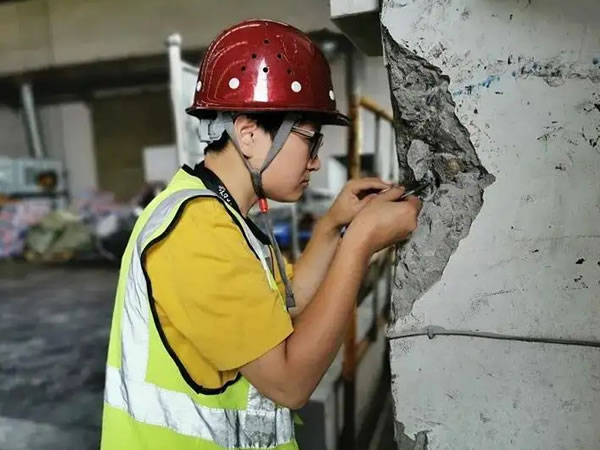 混凝土掉塊修補用什么材料？