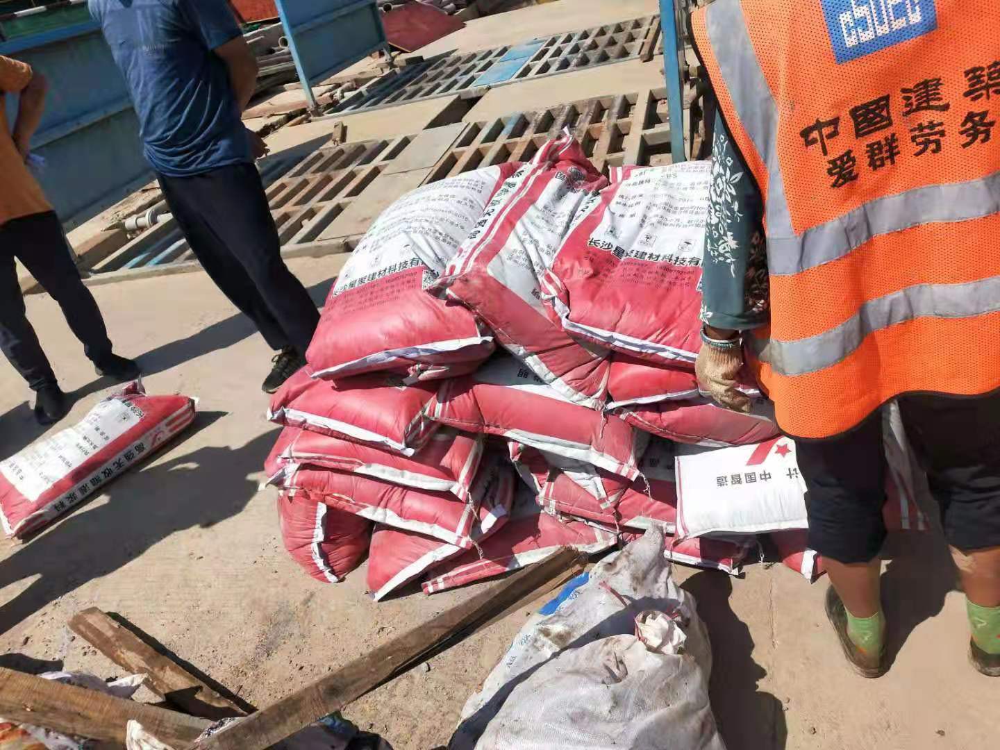 灌漿料可以加沙子水泥嗎(圖1) mmexport1629209892108.jpg