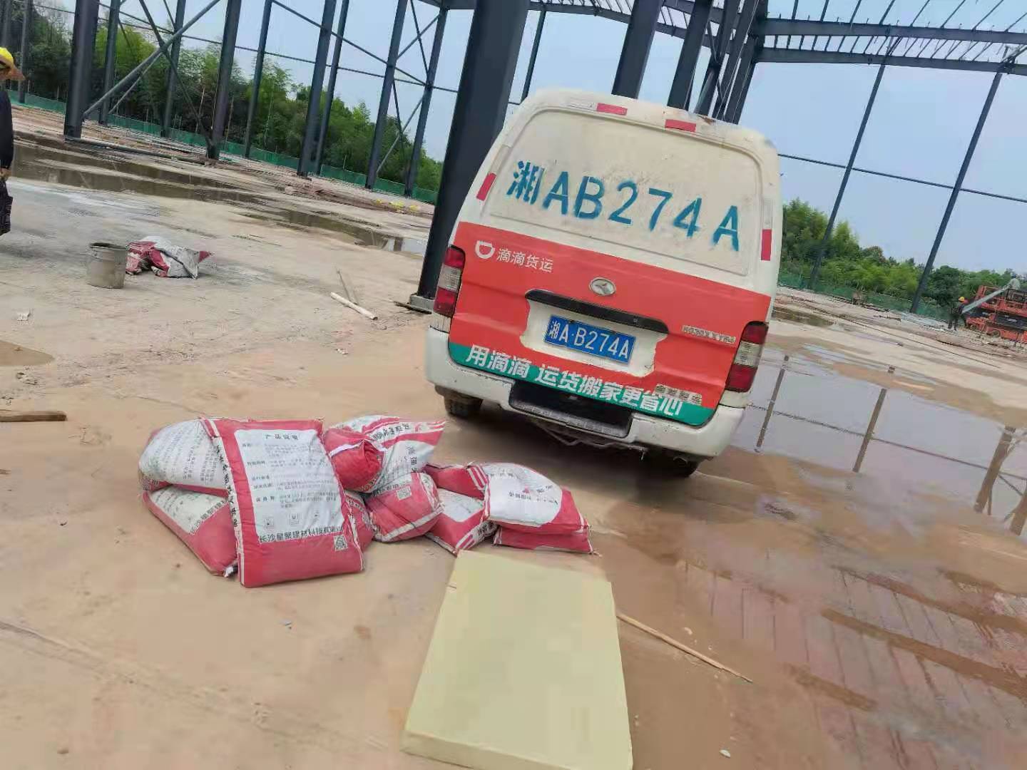 什么是豆石型灌漿料，和普通灌漿料有什么區(qū)別和作用？(圖1)